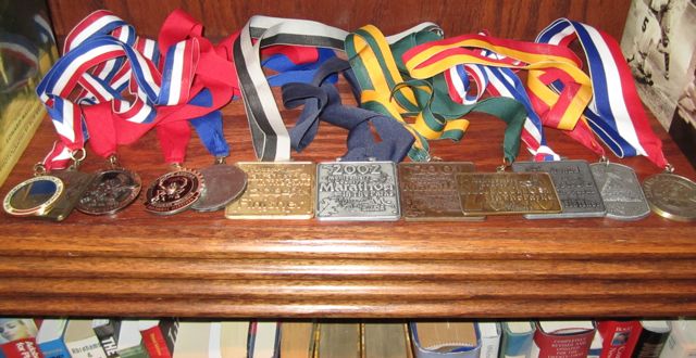 Saving Buku Bucks – DIY Race Medal Display